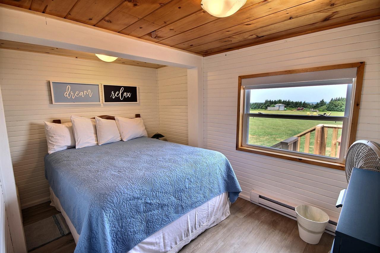 Cavendish Bosom Buddies Cottage Resort Exterior photo